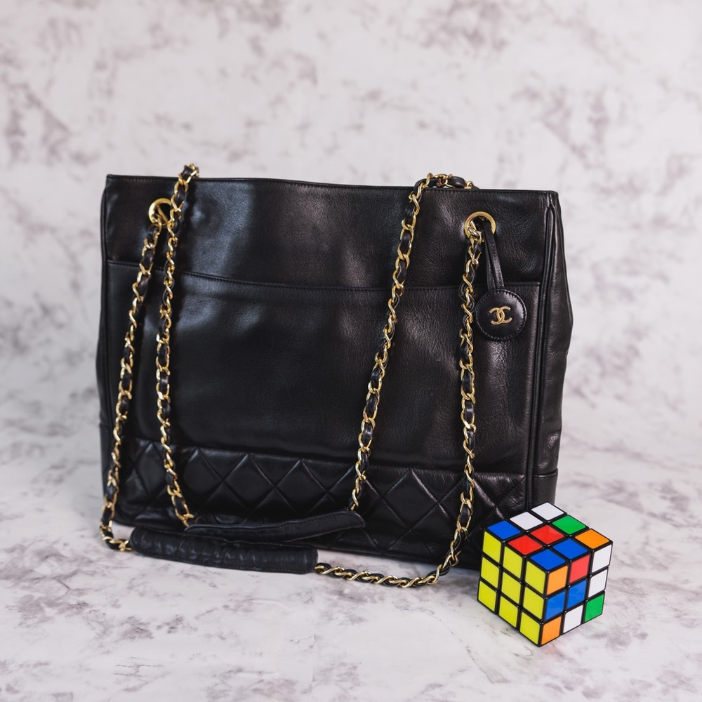Chanel Vintage Classic Chain Shoulder Bag in Black Calfskin Leather